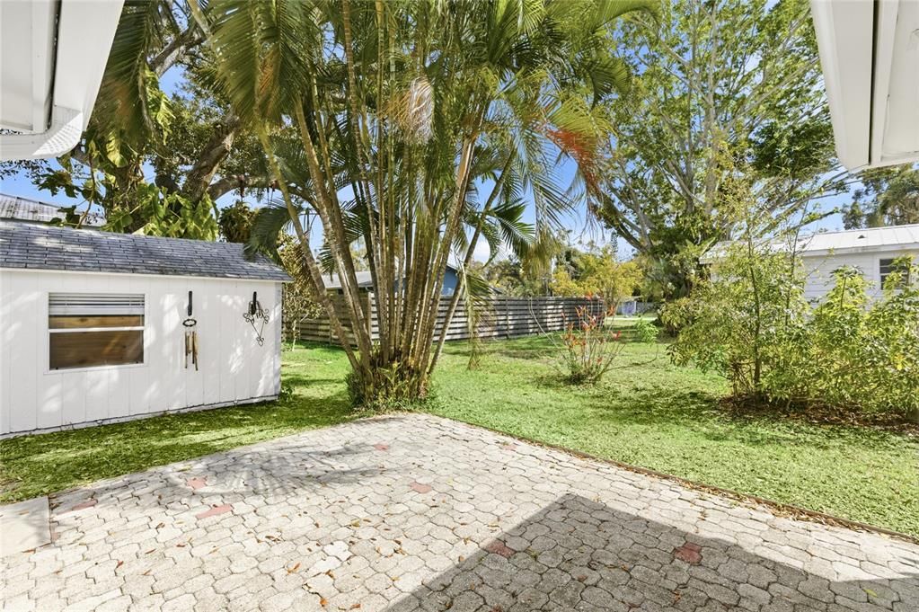 For Rent: $2,600 (3 beds, 2 baths, 1594 Square Feet)