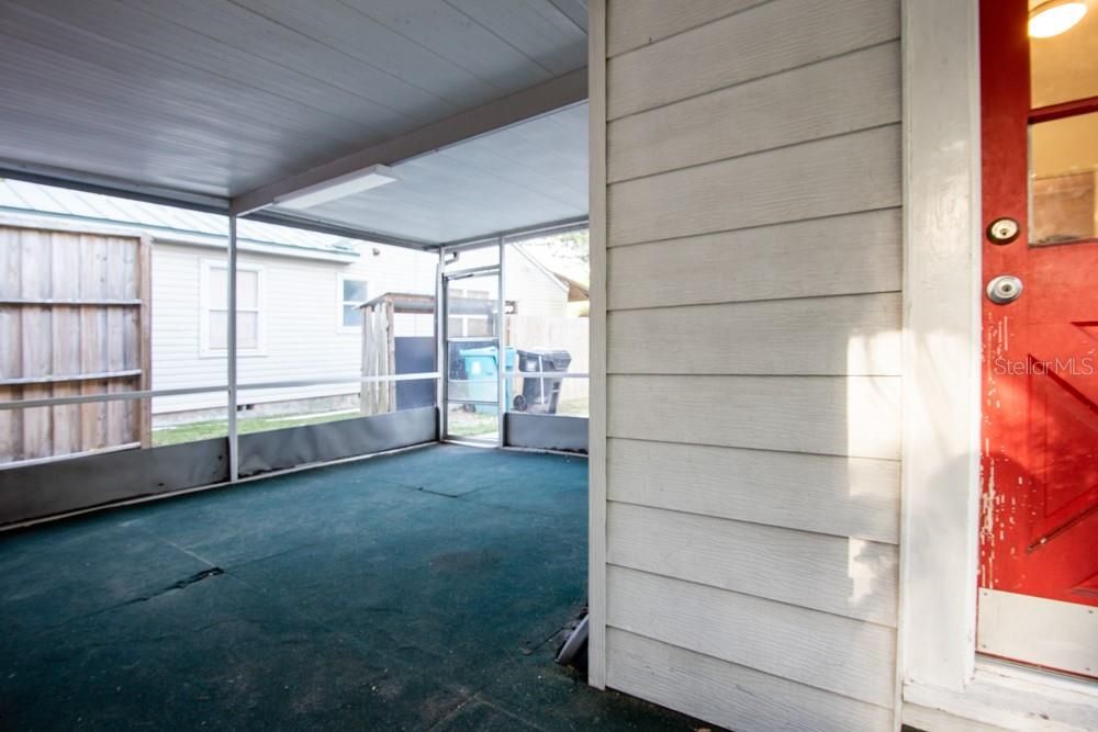 For Rent: $2,850 (3 beds, 2 baths, 1850 Square Feet)