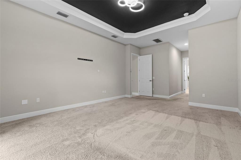 En Venta: $795,000 (4 camas, 3 baños, 3177 Pies cuadrados)