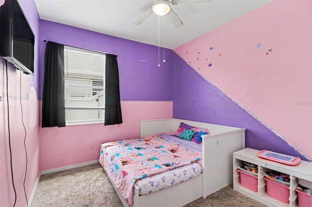На продажу: $360,000 (3 спален, 2 ванн, 1677 Квадратных фут)