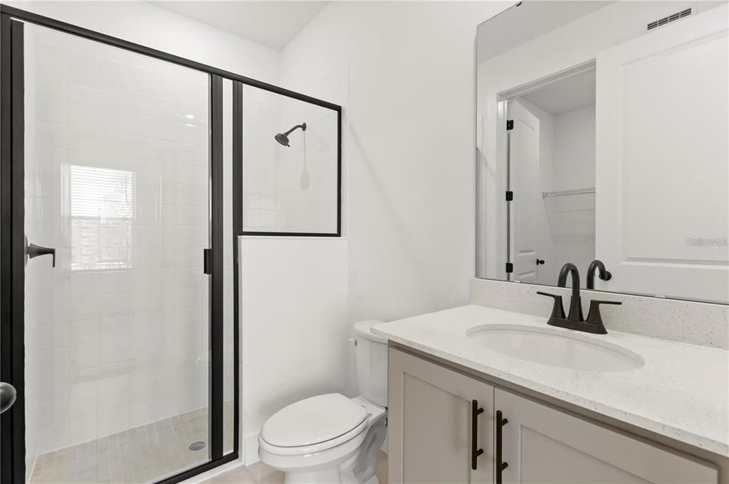 For Rent: $3,100 (3 beds, 3 baths, 1936 Square Feet)