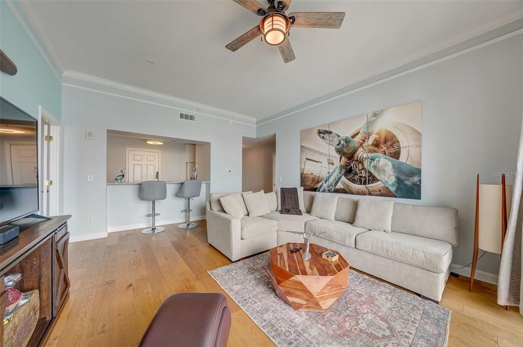 For Rent: $3,500 (2 beds, 2 baths, 1170 Square Feet)