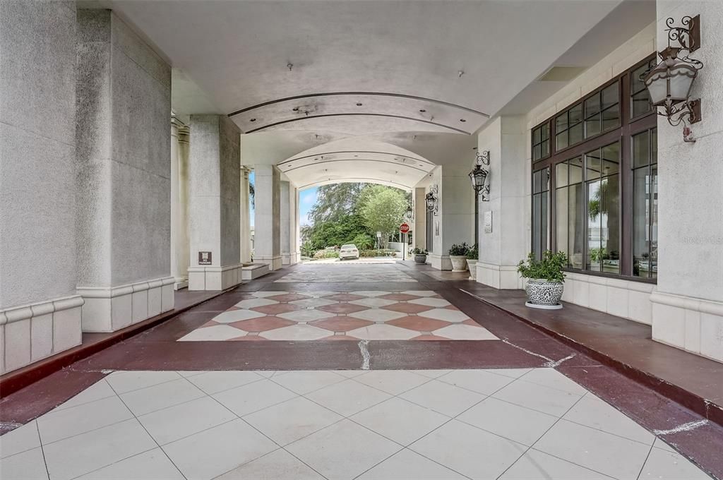 For Rent: $3,500 (2 beds, 2 baths, 1170 Square Feet)