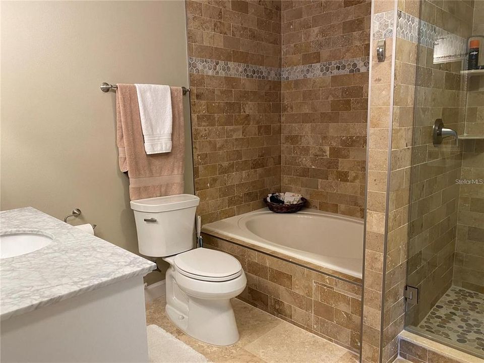 For Rent: $3,500 (2 beds, 2 baths, 1170 Square Feet)
