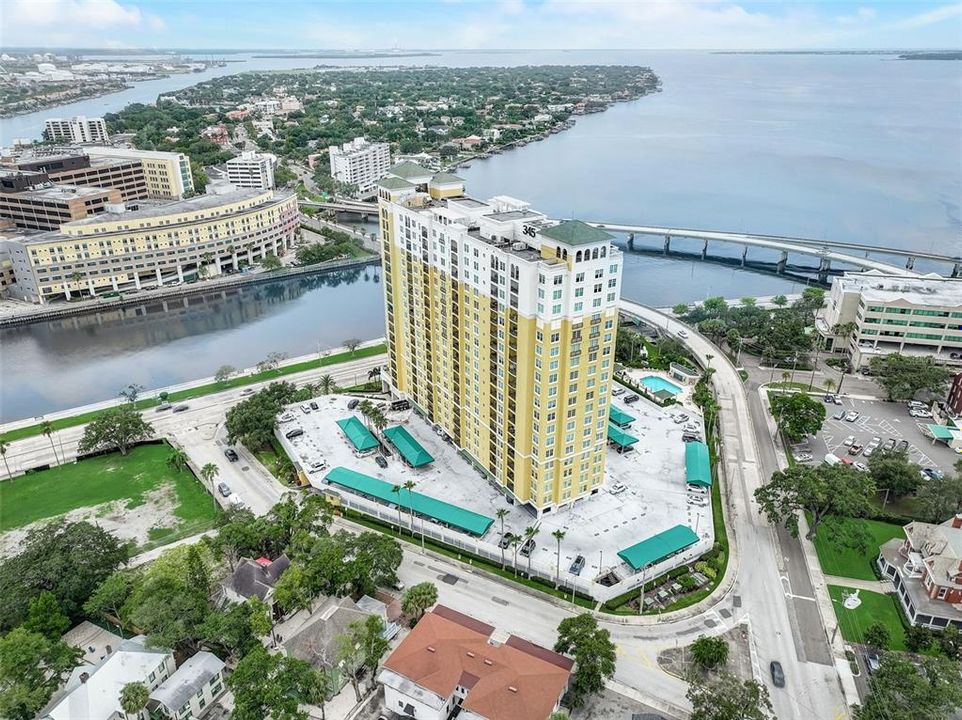 For Rent: $3,500 (2 beds, 2 baths, 1170 Square Feet)