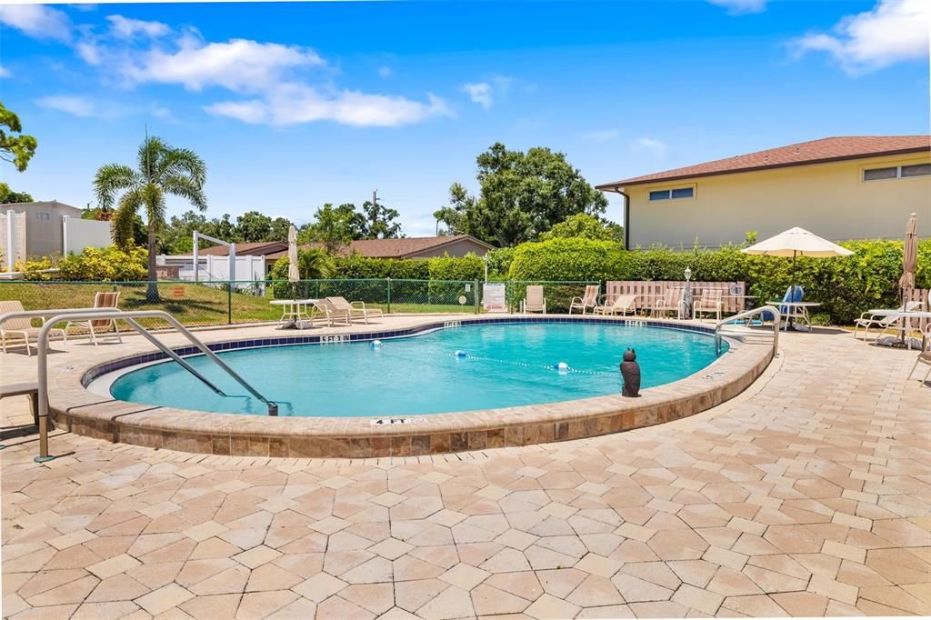 For Sale: $200,000 (2 beds, 2 baths, 1258 Square Feet)