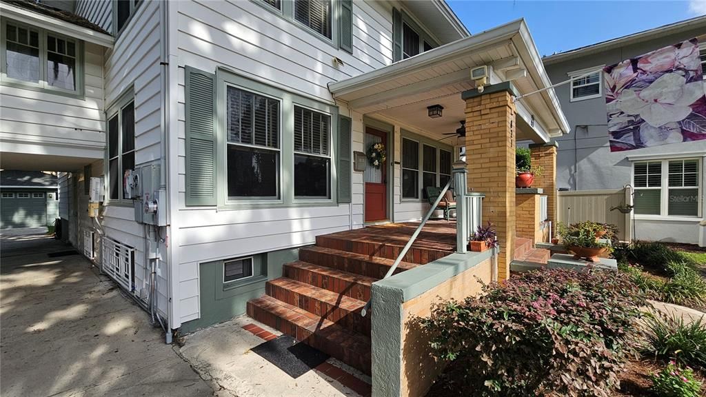 En Venta: $997,000 (4 camas, 2 baños, 2249 Pies cuadrados)
