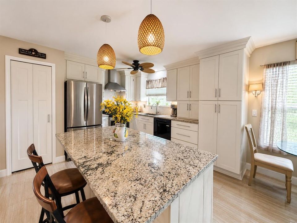 For Sale: $412,000 (3 beds, 2 baths, 1563 Square Feet)