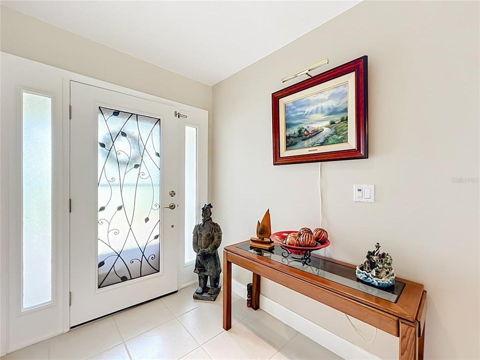 For Sale: $412,000 (3 beds, 2 baths, 1563 Square Feet)