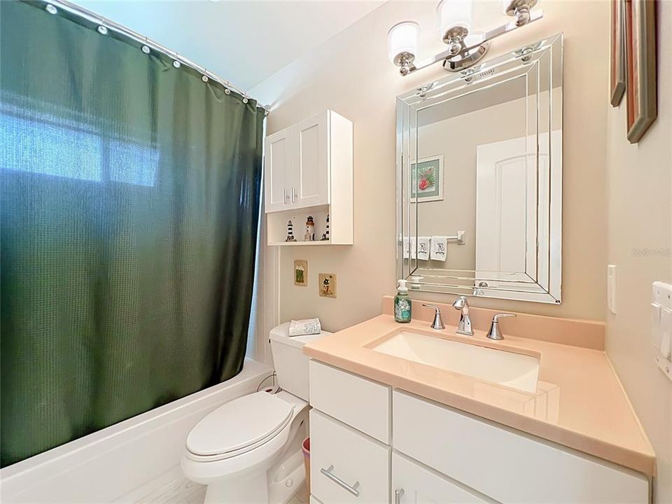 For Sale: $412,000 (3 beds, 2 baths, 1563 Square Feet)
