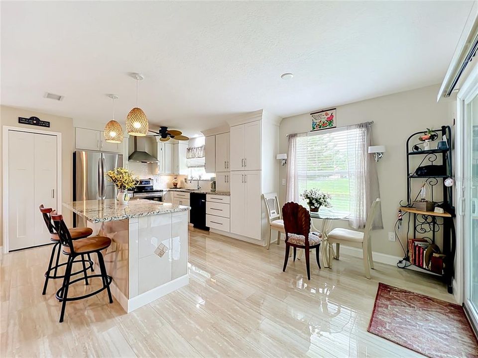 For Sale: $412,000 (3 beds, 2 baths, 1563 Square Feet)