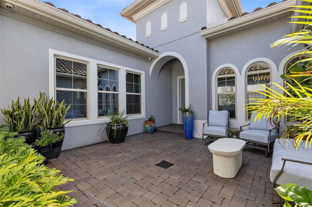For Sale: $1,425,000 (4 beds, 4 baths, 3496 Square Feet)