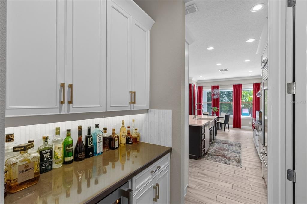 For Sale: $1,425,000 (4 beds, 4 baths, 3496 Square Feet)