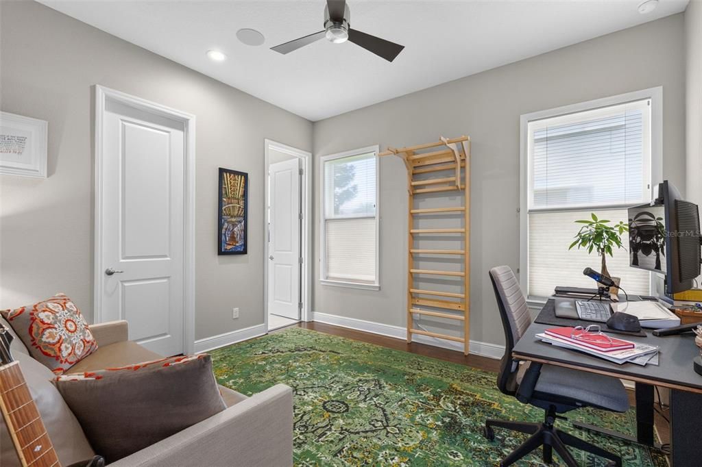 For Sale: $1,425,000 (4 beds, 4 baths, 3496 Square Feet)