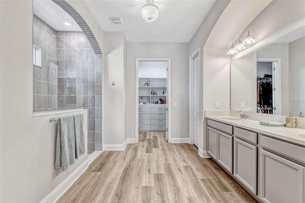 For Rent: $4,500 (4 beds, 3 baths, 2774 Square Feet)
