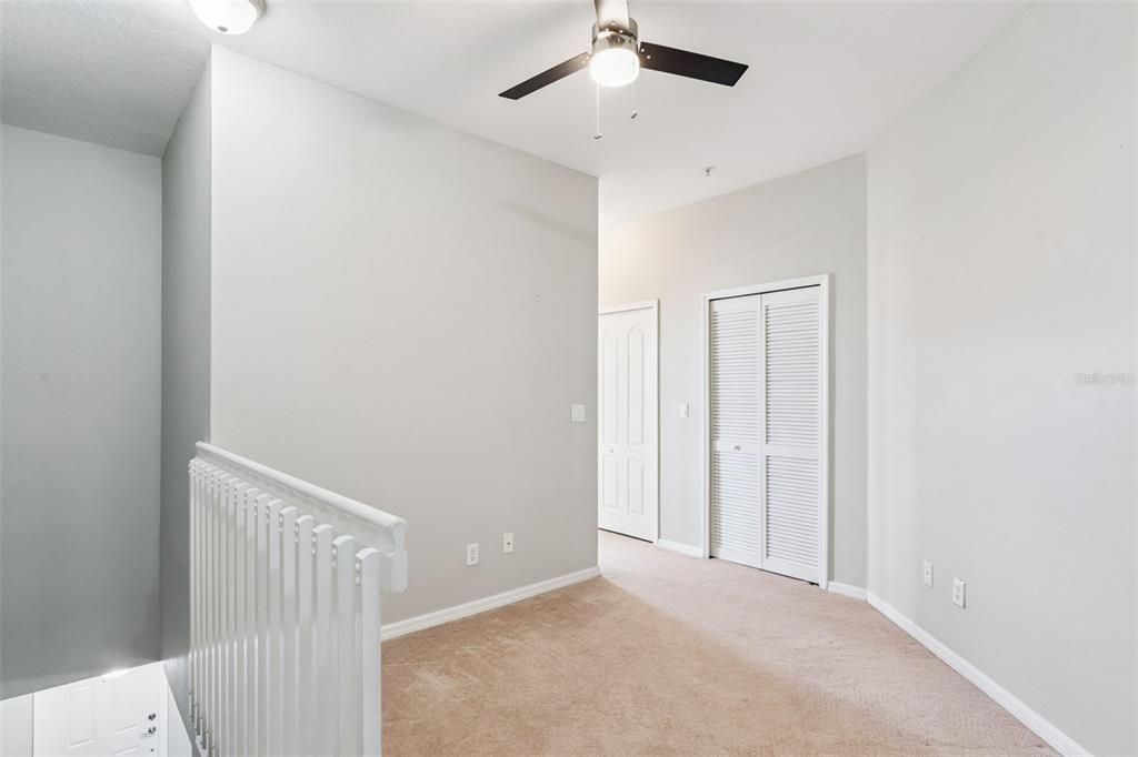 For Sale: $299,500 (2 beds, 2 baths, 1293 Square Feet)