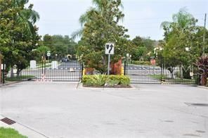 For Sale: $299,500 (2 beds, 2 baths, 1293 Square Feet)