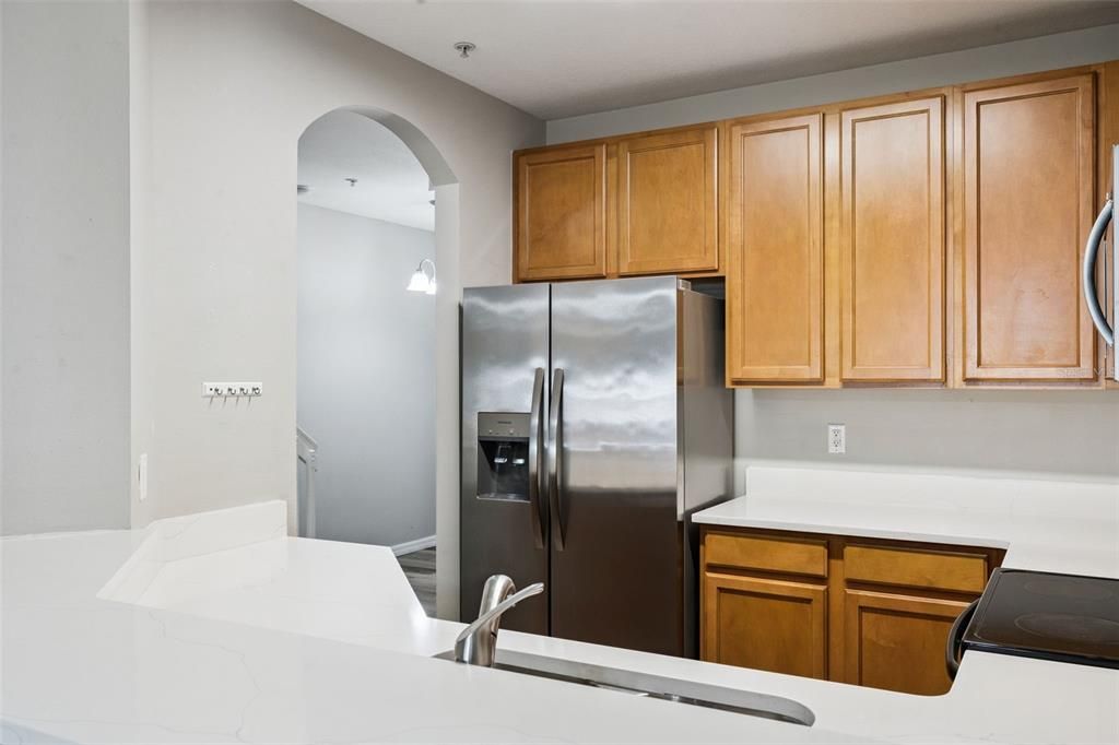 For Sale: $299,500 (2 beds, 2 baths, 1293 Square Feet)