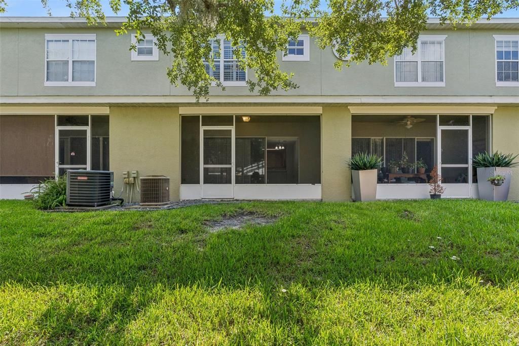 For Sale: $299,500 (2 beds, 2 baths, 1293 Square Feet)