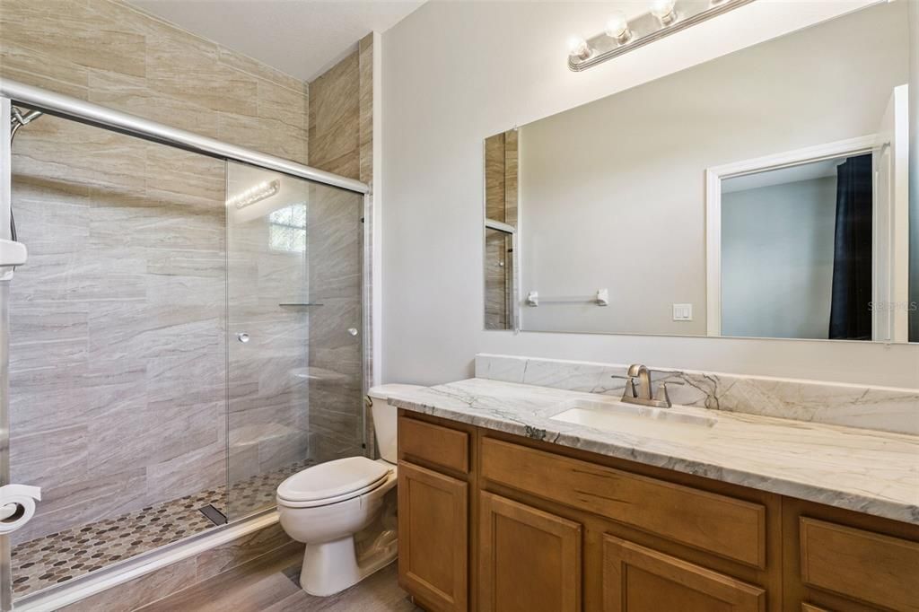 For Sale: $299,500 (2 beds, 2 baths, 1293 Square Feet)