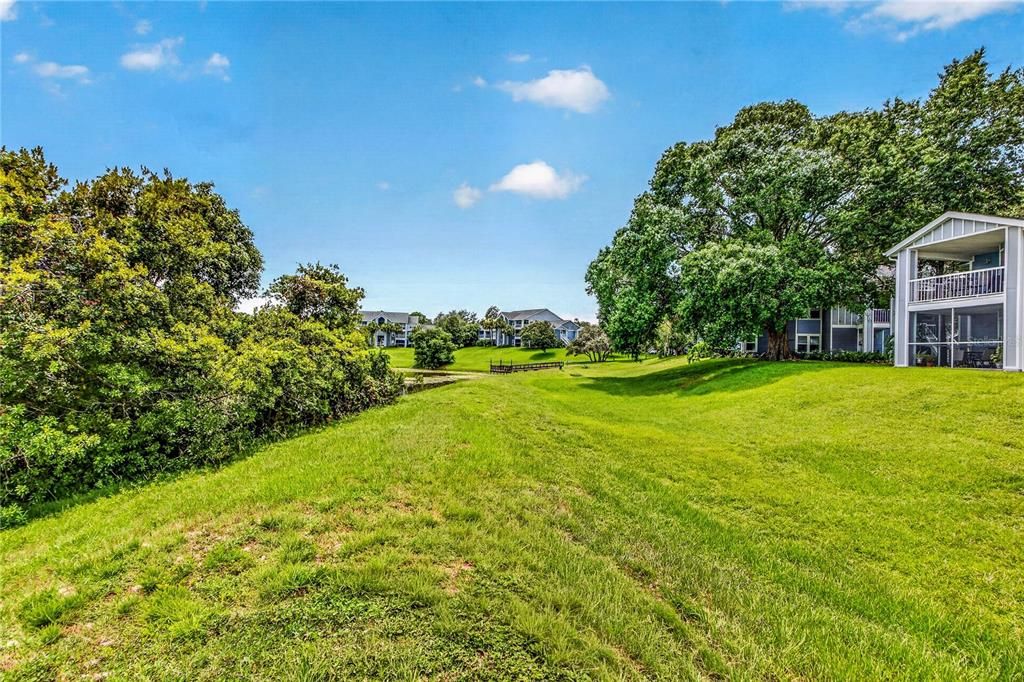 Active With Contract: $125,000 (1 beds, 1 baths, 648 Square Feet)