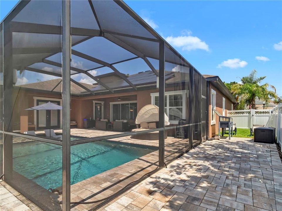 En Venta: $880,900 (5 camas, 4 baños, 3926 Pies cuadrados)