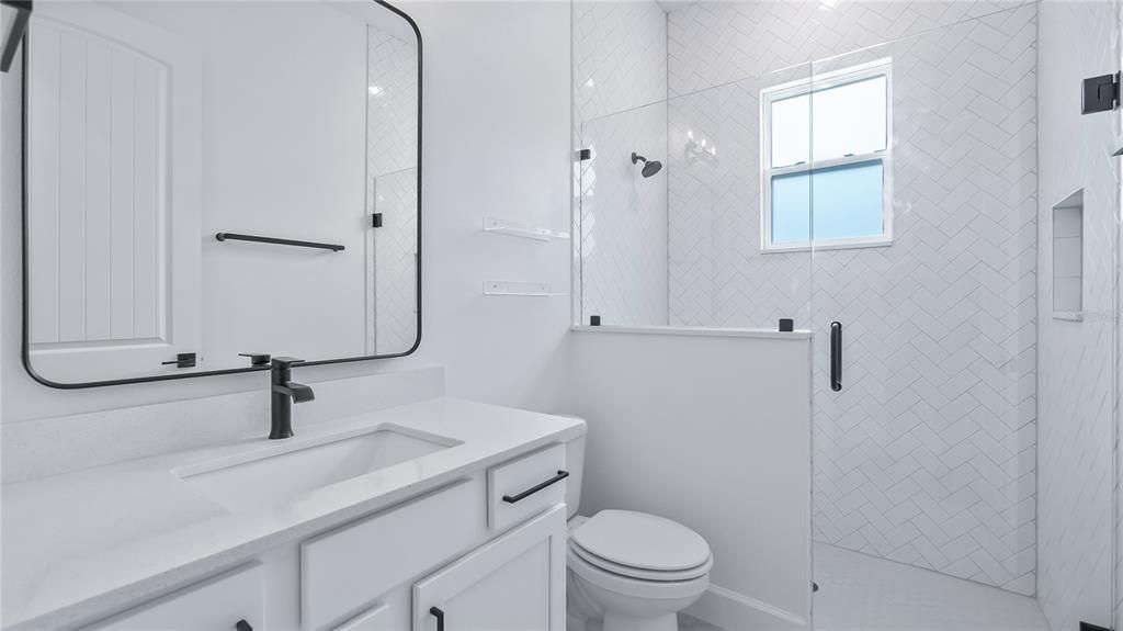En Venta: $1,049,000 (5 camas, 3 baños, 3339 Pies cuadrados)