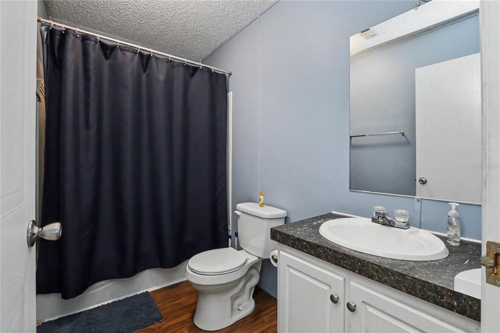 En Venta: $240,000 (3 camas, 2 baños, 1080 Pies cuadrados)