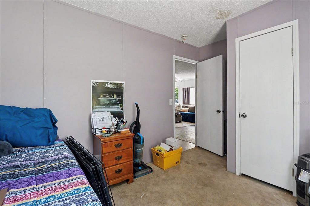 En Venta: $240,000 (3 camas, 2 baños, 1080 Pies cuadrados)