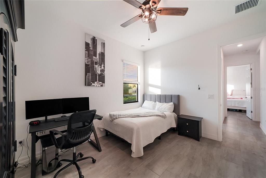 For Sale: $844,900 (3 beds, 3 baths, 2647 Square Feet)