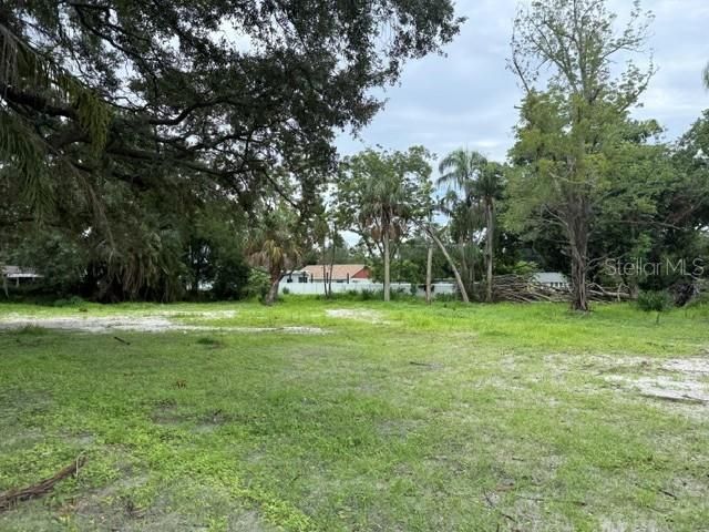 На продажу: $189,000 (0.48 acres)