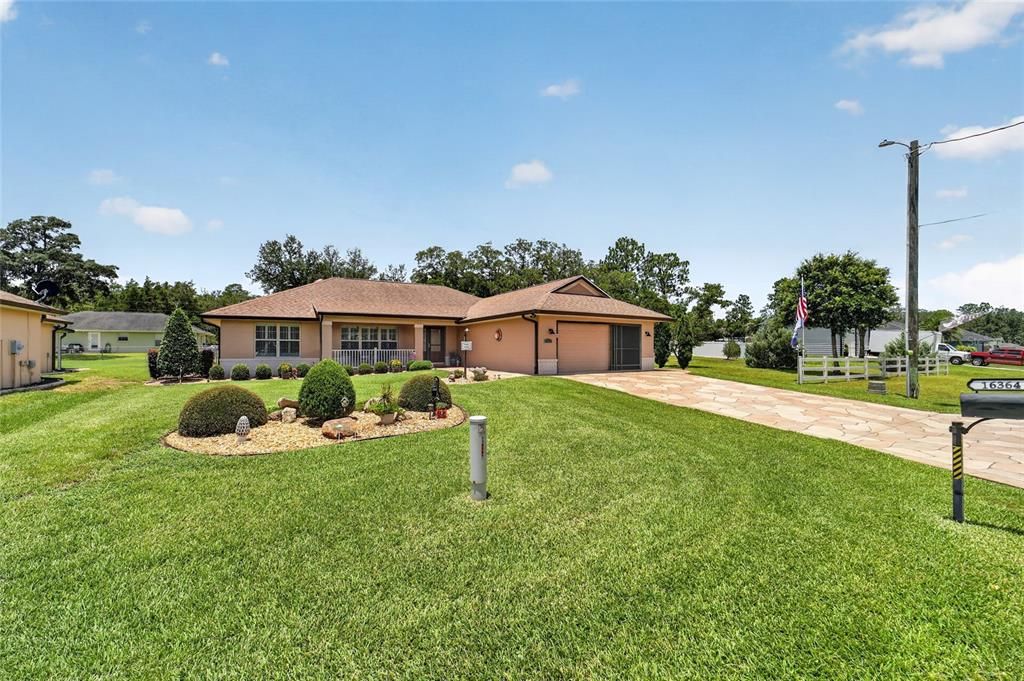 For Sale: $475,000 (3 beds, 2 baths, 1815 Square Feet)