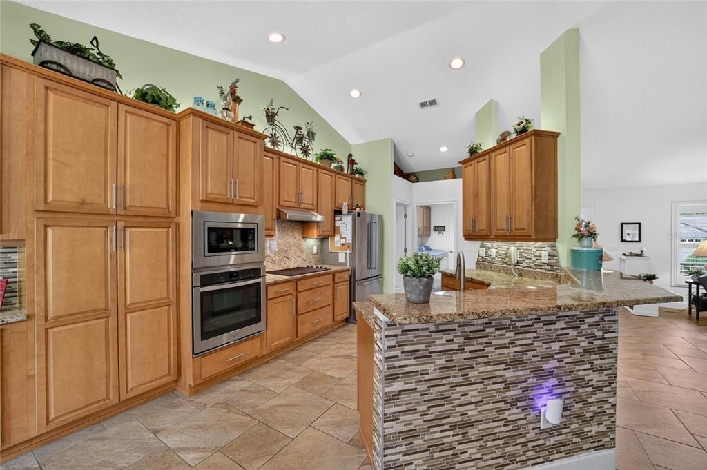 For Sale: $475,000 (3 beds, 2 baths, 1815 Square Feet)
