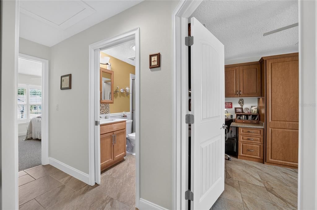 For Sale: $475,000 (3 beds, 2 baths, 1815 Square Feet)