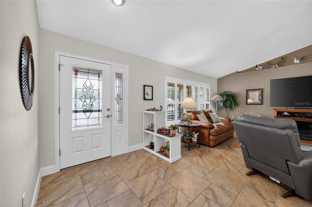 For Sale: $475,000 (3 beds, 2 baths, 1815 Square Feet)