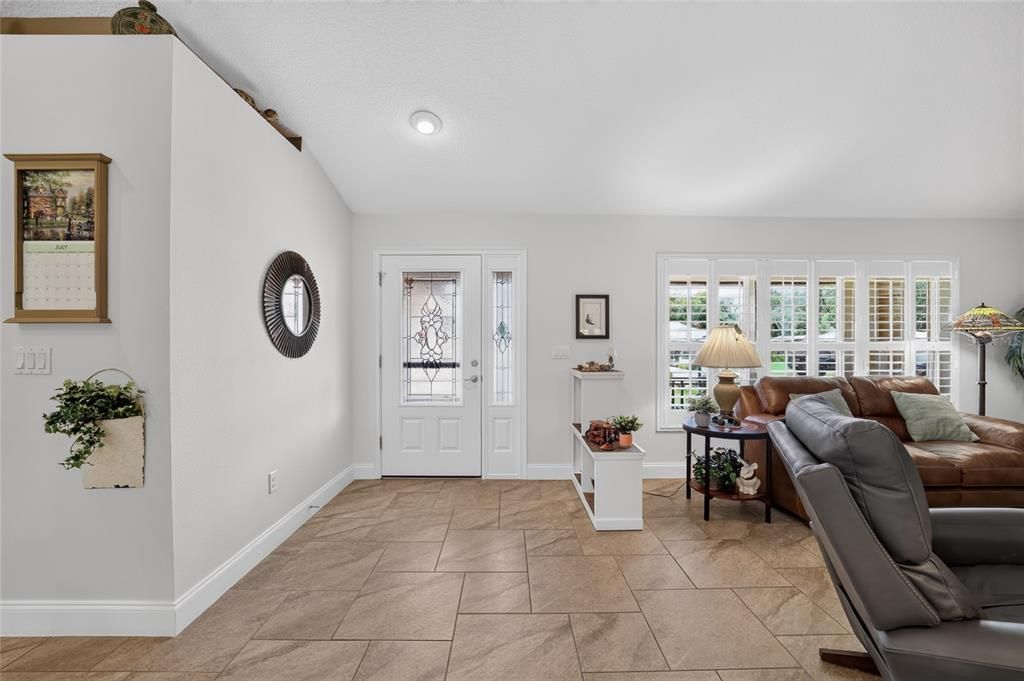 For Sale: $475,000 (3 beds, 2 baths, 1815 Square Feet)