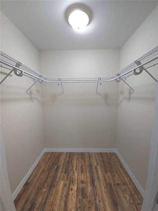 For Rent: $1,750 (3 beds, 2 baths, 1416 Square Feet)