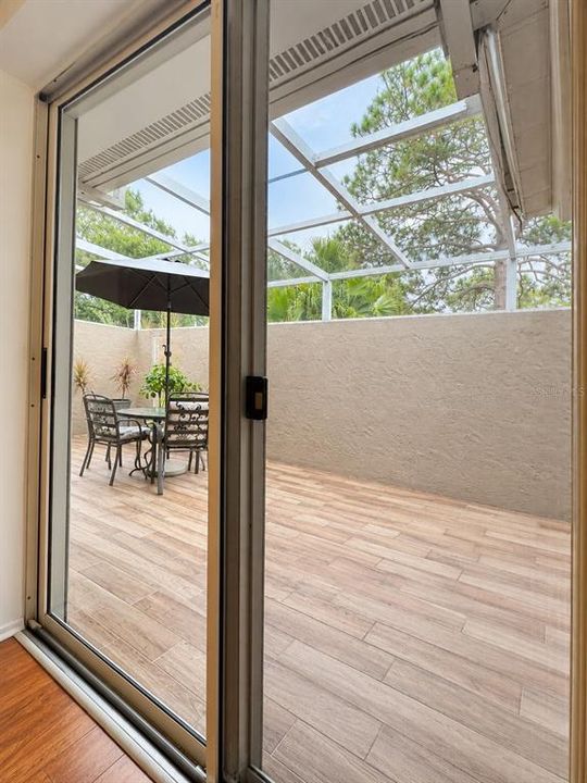 En Venta: $245,000 (2 camas, 2 baños, 1236 Pies cuadrados)