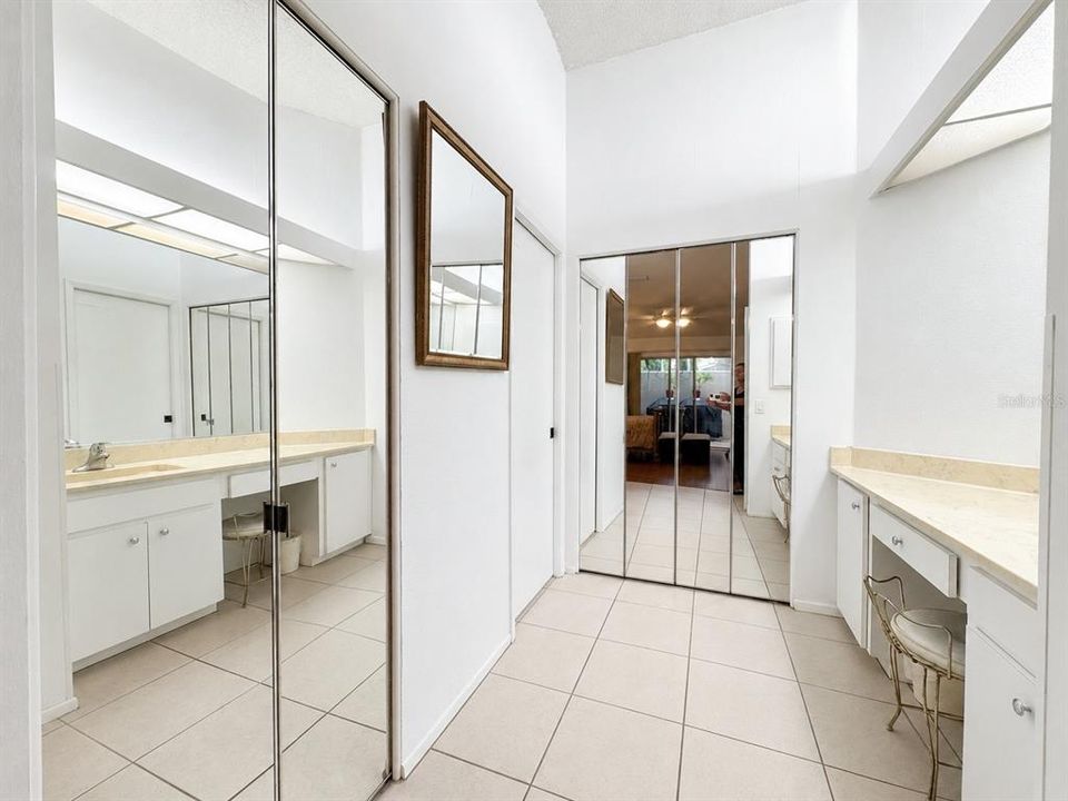 En Venta: $245,000 (2 camas, 2 baños, 1236 Pies cuadrados)