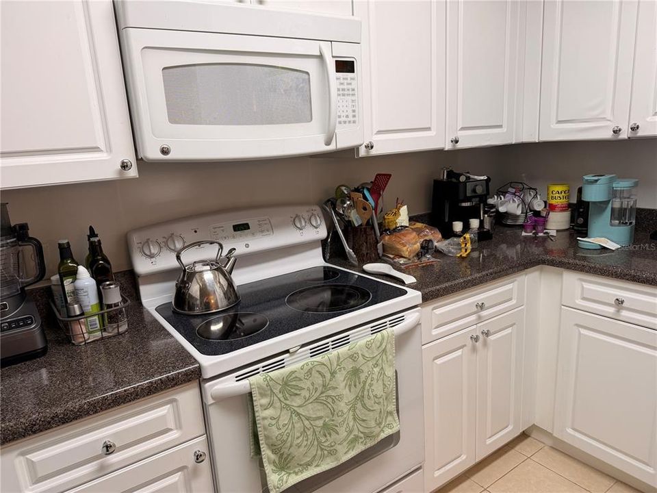 For Sale: $254,500 (3 beds, 2 baths, 1500 Square Feet)