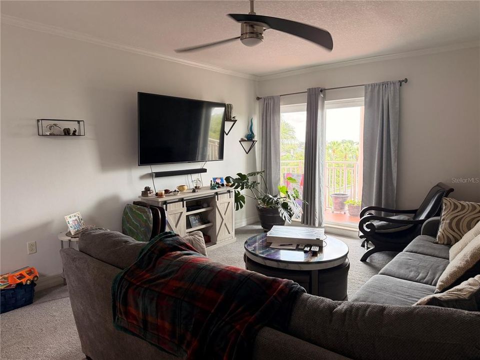 For Sale: $254,500 (3 beds, 2 baths, 1500 Square Feet)