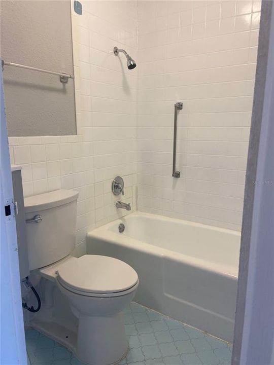 В аренду: $795 (0 спален, 1 ванн, 500 Квадратных фут)