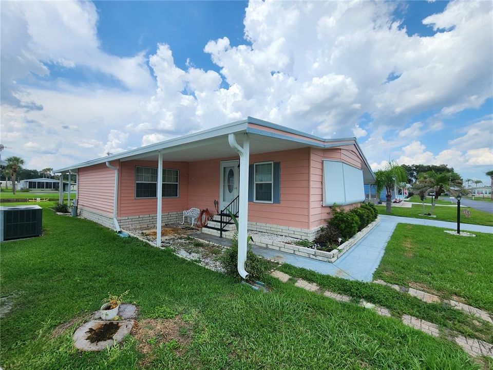En Venta: $115,000 (2 camas, 2 baños, 1368 Pies cuadrados)
