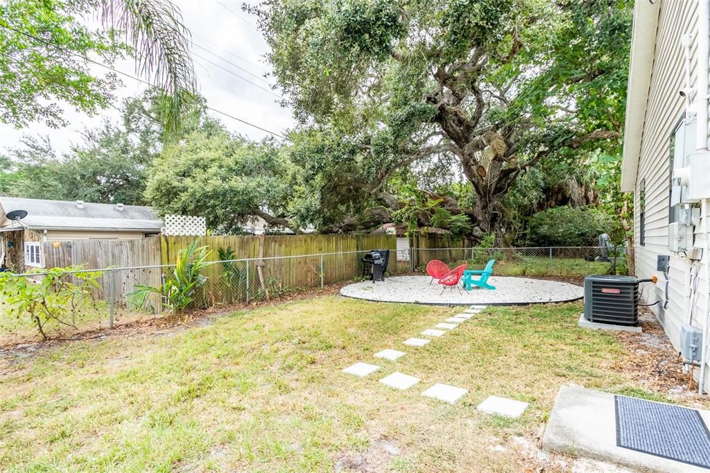 En Venta: $275,000 (3 camas, 1 baños, 999 Pies cuadrados)