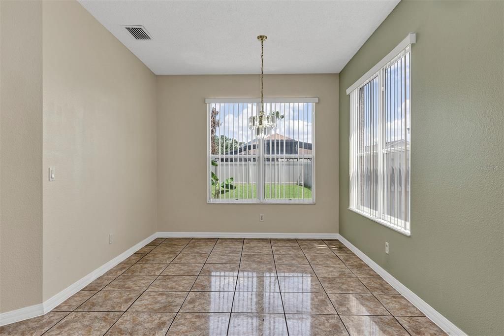 For Sale: $524,900 (4 beds, 2 baths, 2192 Square Feet)
