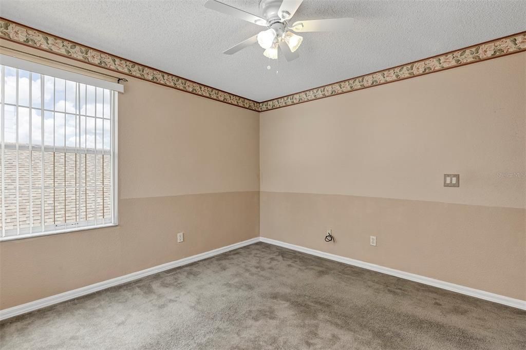 For Sale: $524,900 (4 beds, 2 baths, 2192 Square Feet)