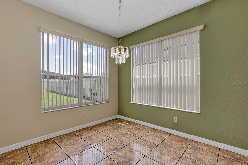 For Sale: $524,900 (4 beds, 2 baths, 2192 Square Feet)