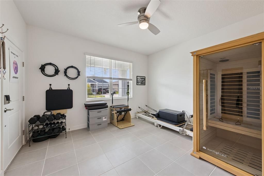 For Sale: $469,900 (5 beds, 3 baths, 2113 Square Feet)