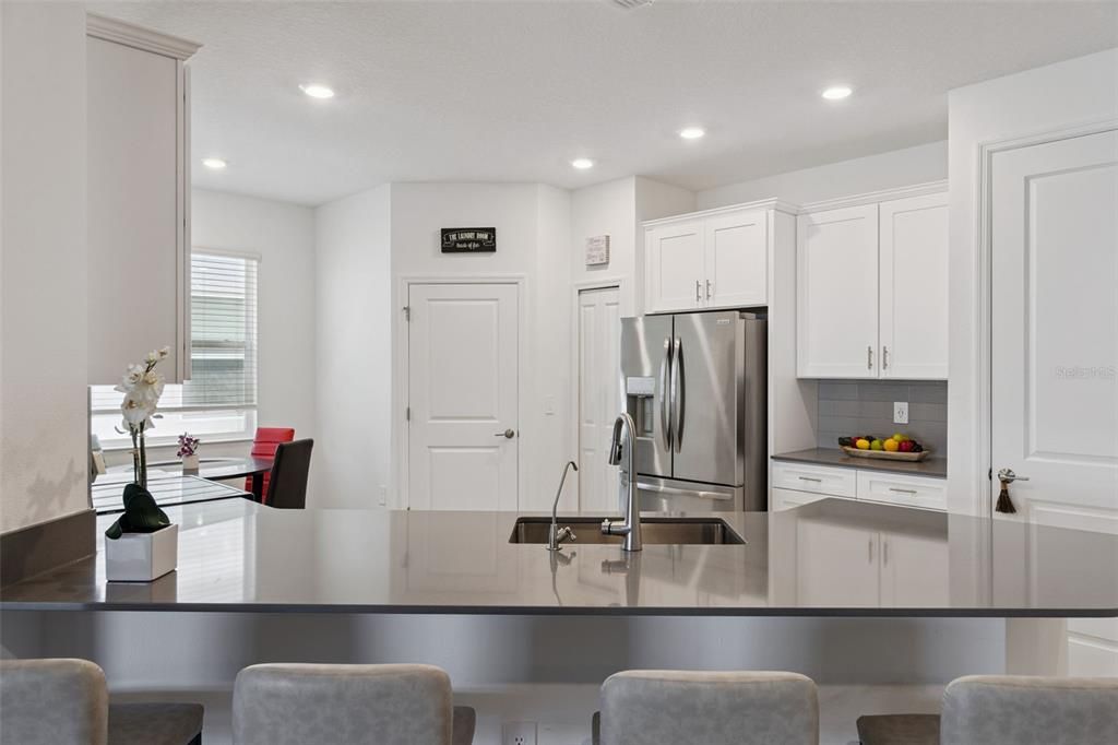 For Sale: $469,900 (5 beds, 3 baths, 2113 Square Feet)