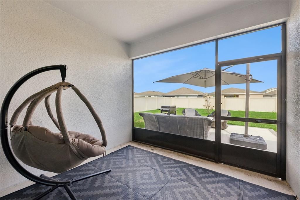 For Sale: $469,900 (5 beds, 3 baths, 2113 Square Feet)